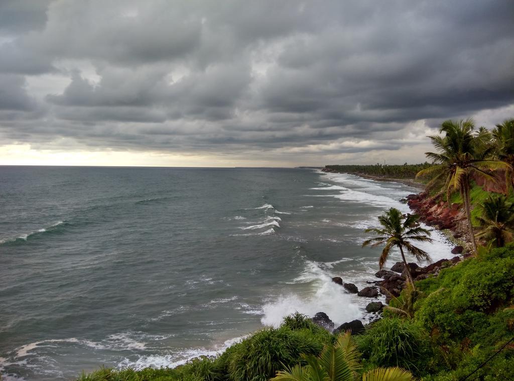 Clafouti Beach Resort - A Seafacing Resort Varkala Exteriör bild