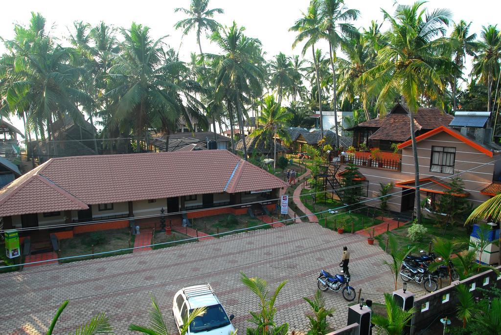 Clafouti Beach Resort - A Seafacing Resort Varkala Exteriör bild